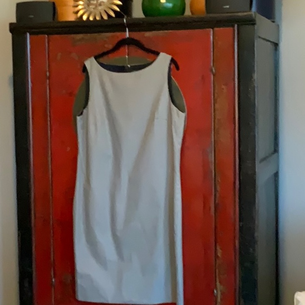 Ladies dress